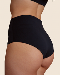 Harmonia Shorty Set